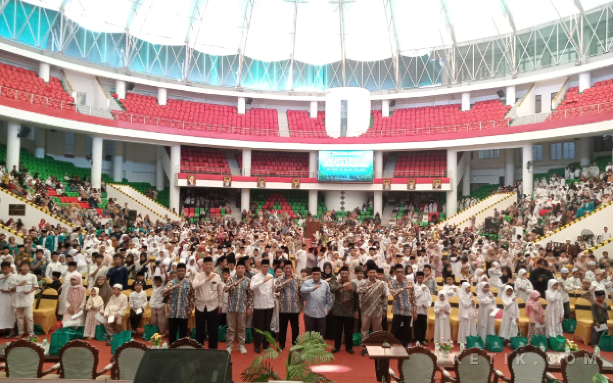 Momentum Hari Asyura, UNISMA Gelar Santunan untuk 1.500 Anak Yatim/Piatu dan Dhuafa