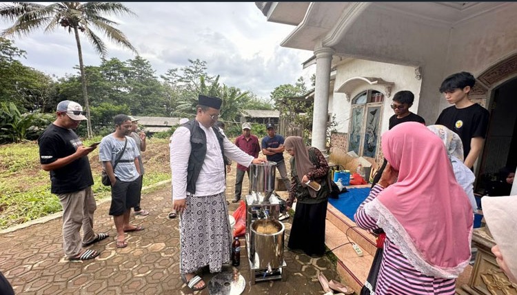 Program Innovillage Mahasiswa dan Dosen Unisma Malang Temukan Solusi Permasalahan Pencemaran Bau Amonia